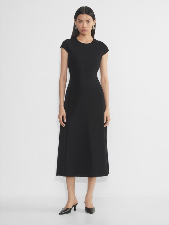 Aritzia Dresses & Skirts - Aritzia Forest Green Cap Sleeve Midi Dress